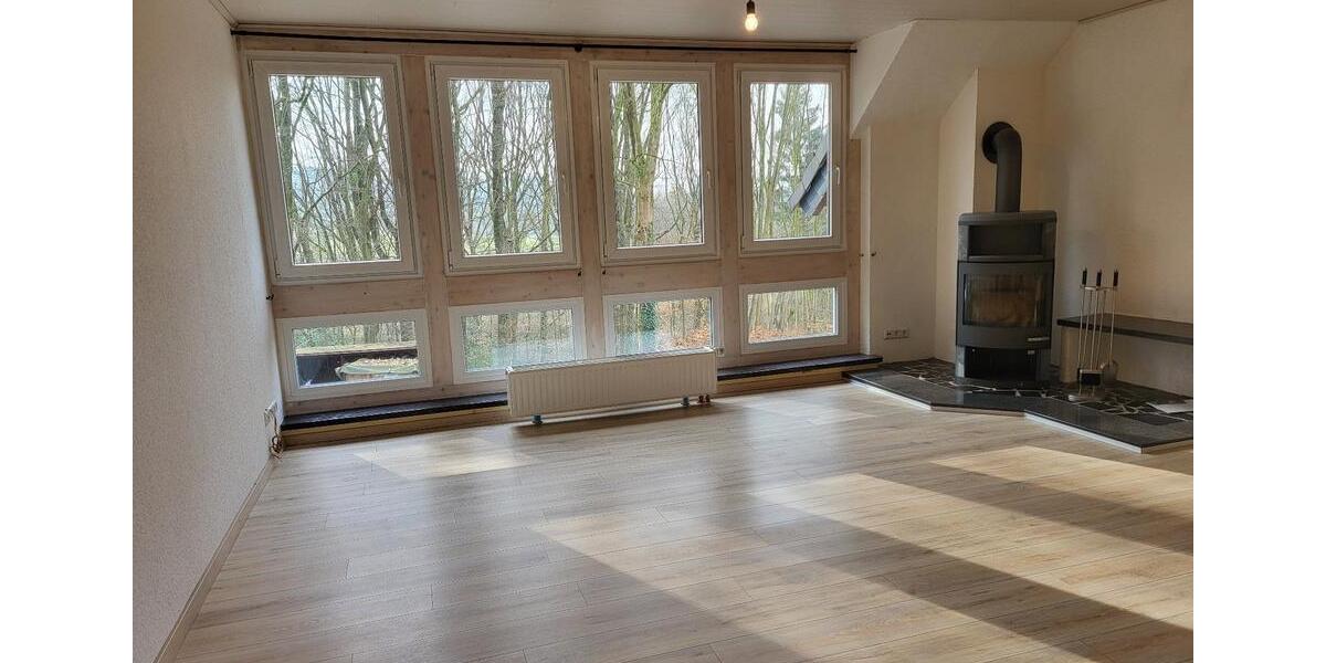 Maisonettenwohnung Overath - 4 Zimmer, 150 m&sup2;, 1.250&euro; | Angebot:25921642