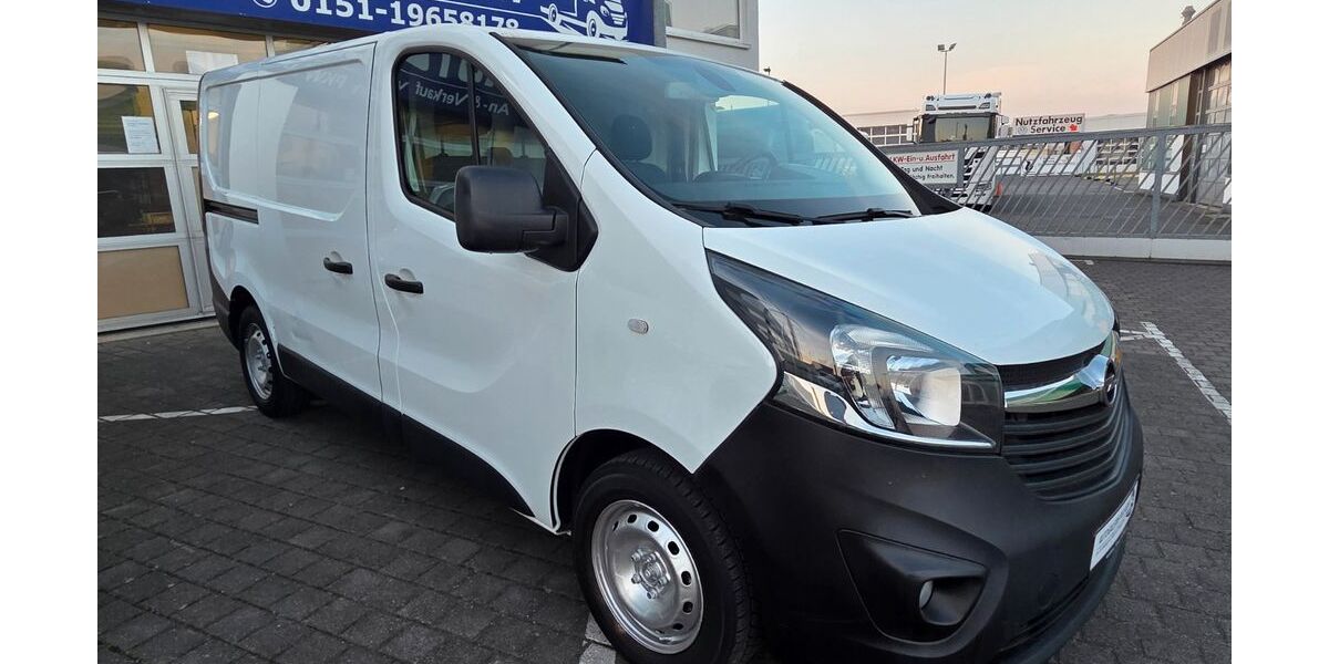 Opel Vivaro 124.000 km 9.450 &euro; Pulheim 50259