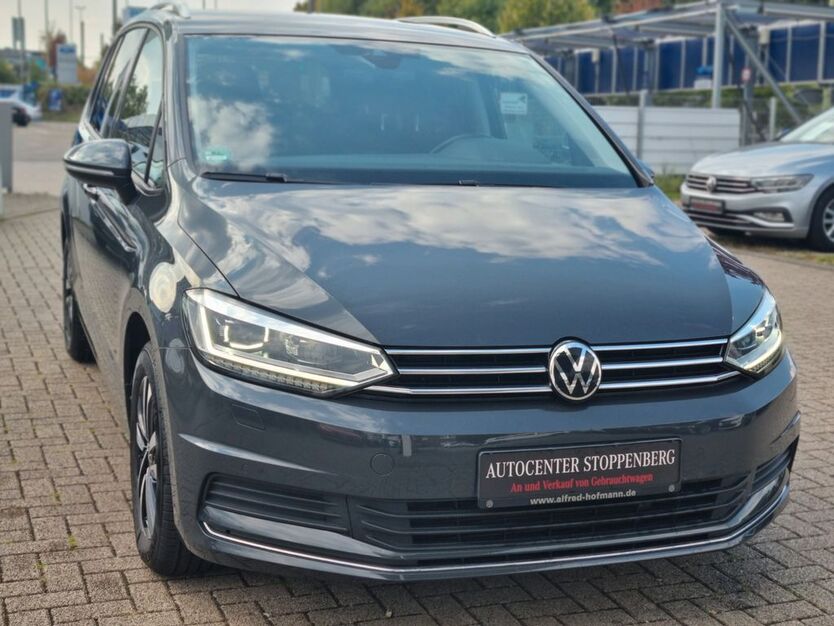 VW Touran 105.000 km 21.990 € Essen 45141
