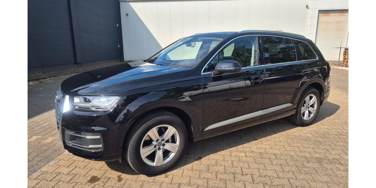 Audi Q7 177.000 km 25.000 &euro; Köln 51069