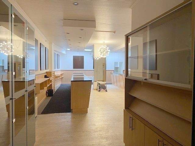 Gewerbeobjekt Düsseldorf Pempelfort - 3 Zimmer, 2.200&euro; | Angebot:24807049
