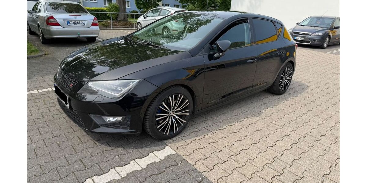 Seat Leon 217.000 km 8.650 &euro; Köln 51061
