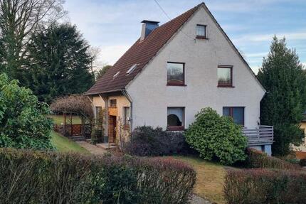 Haus Remscheid Gemarkung Bergisch Born - 9 Zimmer, 147 m&sup2;, 420.000&euro; | Angebot:24707334