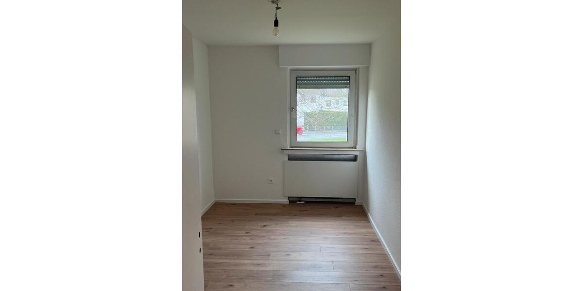 Hochparterre Leverkusen Alkenrath - 4 Zimmer, 77 m&sup2;, 1.000&euro; | Angebot:24609188