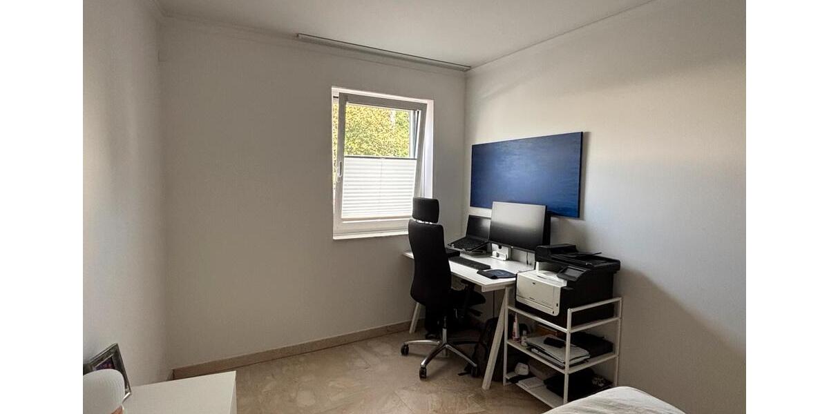 Erdgeschoßwohnung Solingen Ohligs - 2 Zimmer, 65 m&sup2;, 1.100&euro; | Angebot:26090528