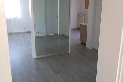 Wohnung Solingen Wald - 3 Zimmer, 83 m&sup2;, 800&euro; | Angebot:25429103