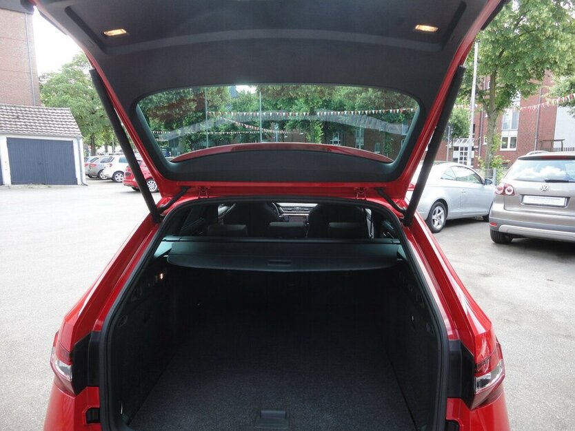 Skoda Superb Sportline4x4 Navi PanoSdach BiXenon Leder 122.000 km 18.900 € Neuss 41462