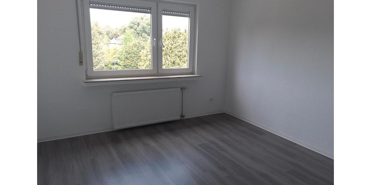 Etagenwohnung Bergisch Gladbach Gronau - 3 Zimmer, 78 m&sup2;, 1.050&euro; | Angebot:27618577