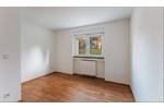 Geräumiges Zweifamilienhaus mit geh. Innenausstattung und schönem Garten in Bergisch Gladbach