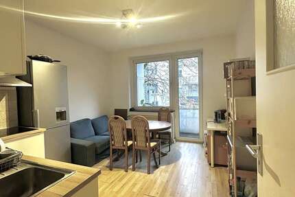 Wohnung Düsseldorf Pempelfort - 3.5 Zimmer, 80 m&sup2;, 289.000&euro; | Angebot:26341506
