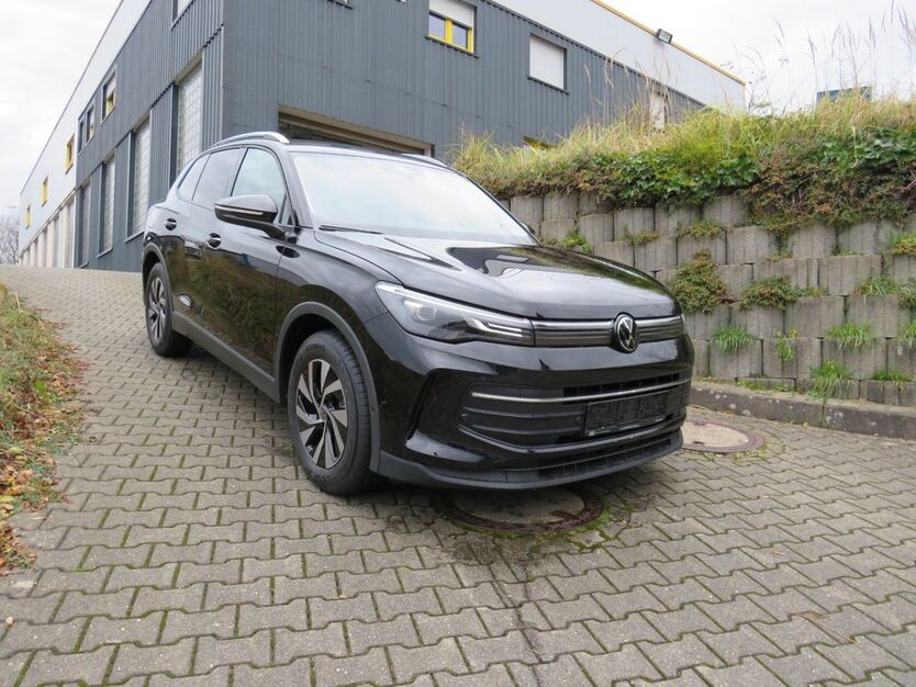 VW Tiguan 6.001 km 39.900 € Lindlar 51789