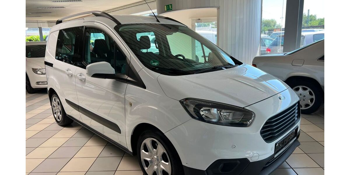 Ford Transit Courier 80.000 km 9.990 &euro; Neuss 41469