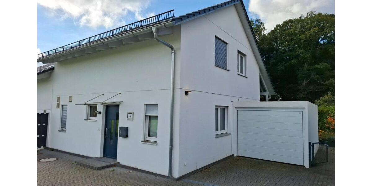 Doppelhaushälfte Leichlingen (Rheinland) - 3 Zimmer, 114 m&sup2;, 1.610&euro; | Angebot:27614980