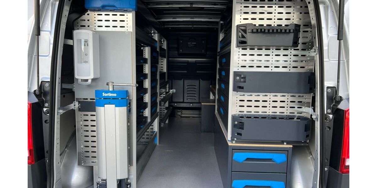 Mercedes-Benz Vito 117.432 km 25.900 € Köln-Riehl 50735