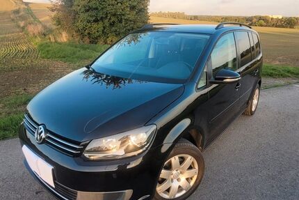 VW Touran 168.500 km 5.290 &euro; Düsseldorf 40229