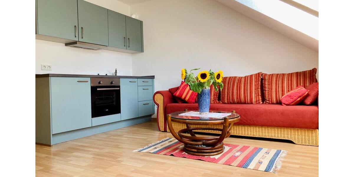 Dachgeschoßwohnung Köln Mülheim - 1 Zimmer, 44 m&sup2;, 660&euro; | Angebot:27625489