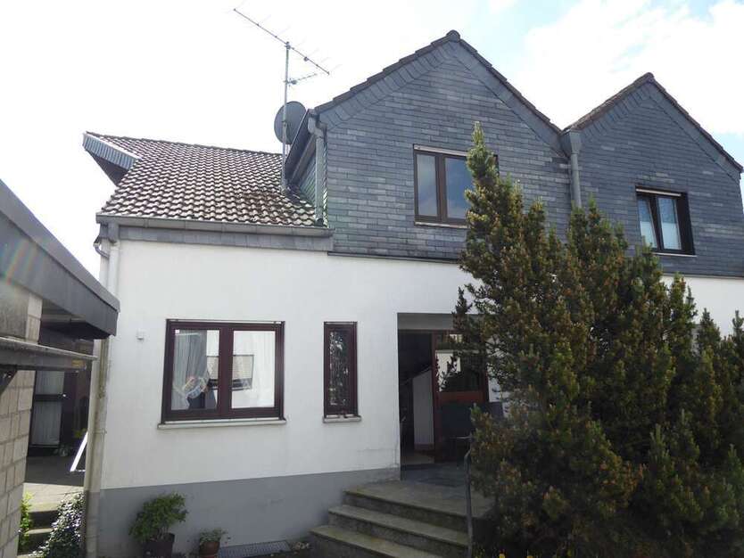 Haus zum Kaufen in Wermelskirchen 415.000 € 165 m²