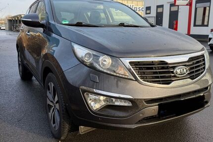 Kia Sportage 108.000 km 7.900 &euro; Neuss 41462