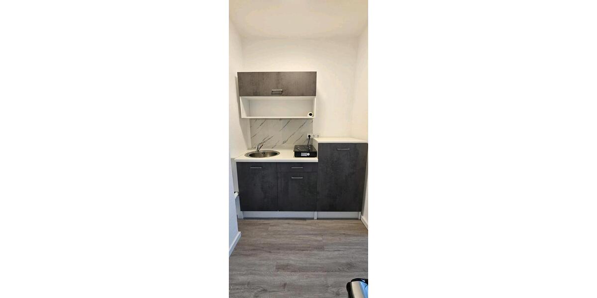 Dachgeschoßwohnung Köln Mülheim - 1 Zimmer, 30 m&sup2;, 790&euro; | Angebot:26652573