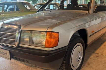 Mercedes 190