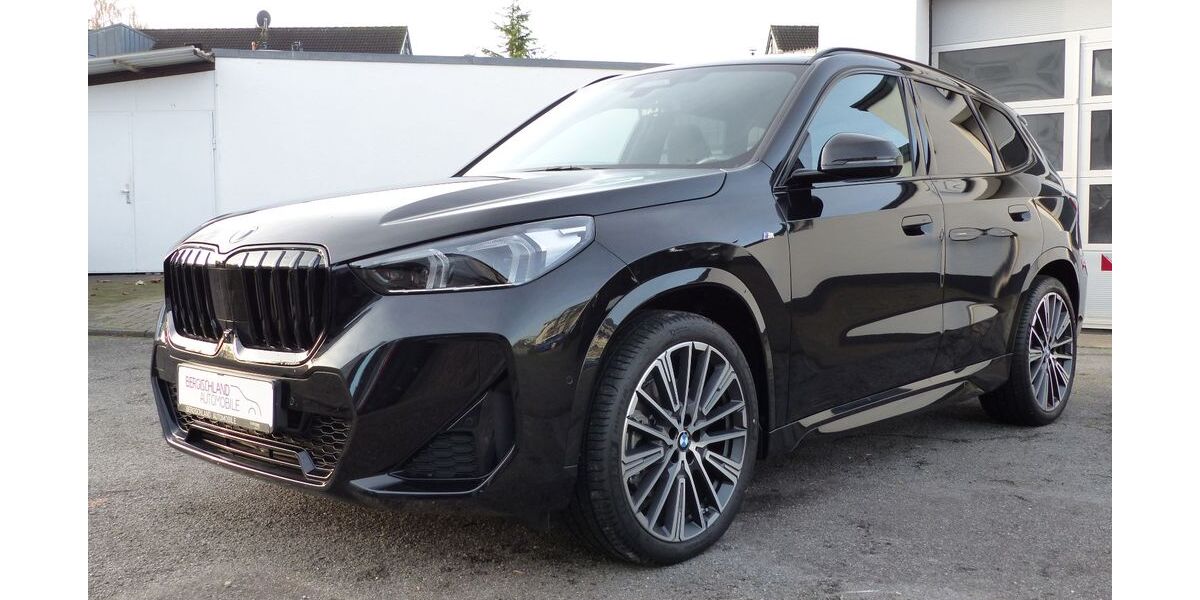 BMW X1 9.000 km 49.950 € Solingen 42699