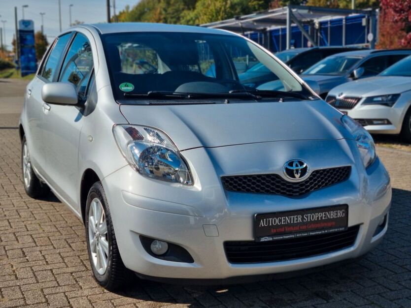 Toyota Yaris 51.600 km 7.990 € Essen 45141