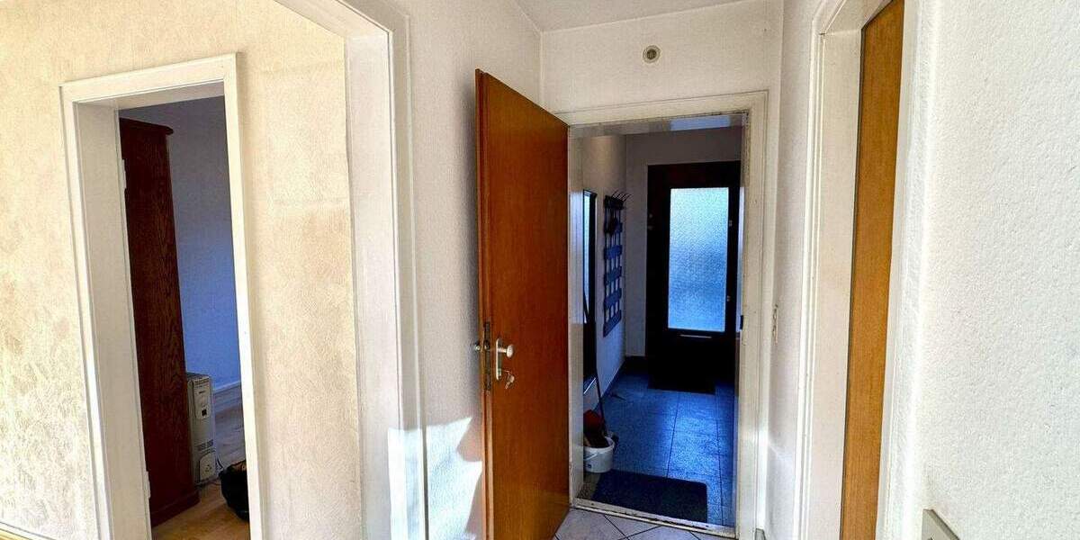 Reihenmittelhaus Erkrath Hochdahl - 6 Zimmer, 118 m&sup2;, 350.000&euro; | Angebot:24792925