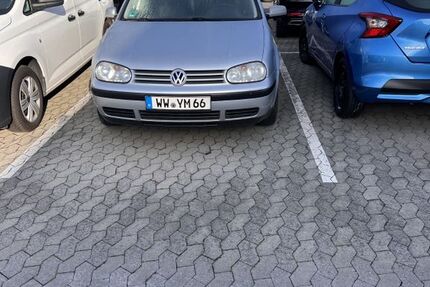 VW Golf 103.000 km 950 &euro; Leverkusen 51379