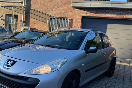 Peugeot 206 157.000 km 2.500 &euro; Solingen 42651