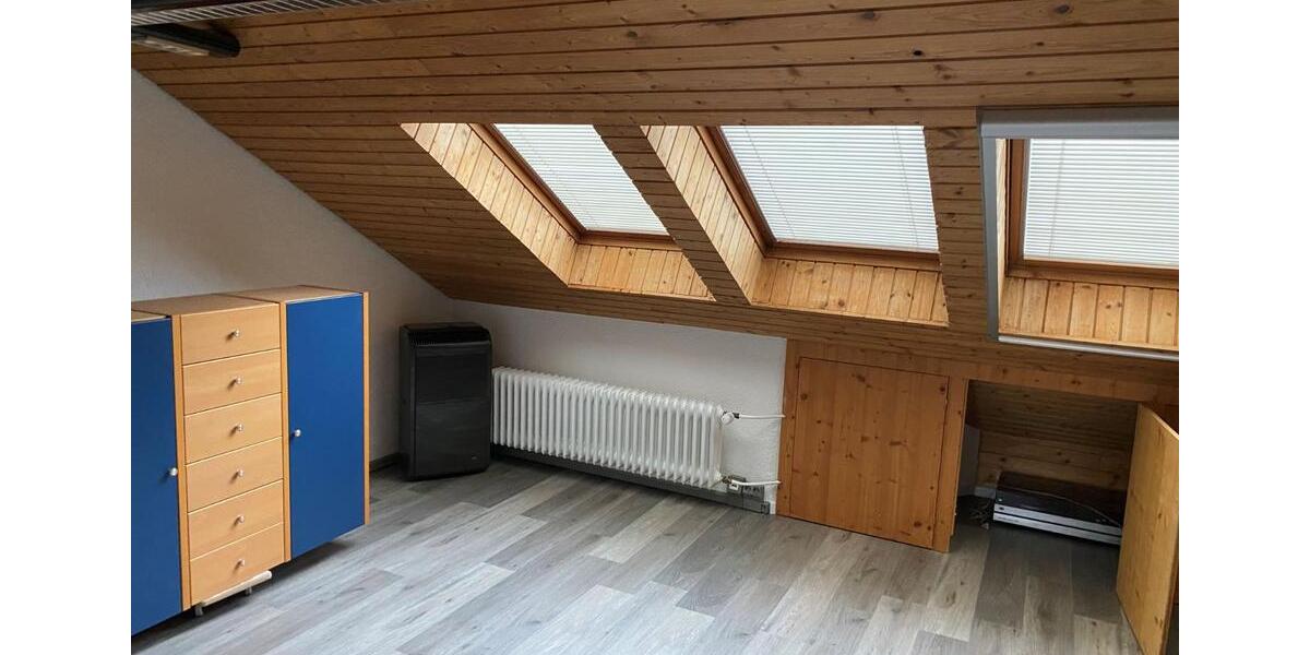 Dachgeschoßwohnung Erkrath - 2 Zimmer, 50 m&sup2;, 680&euro; | Angebot:24444896