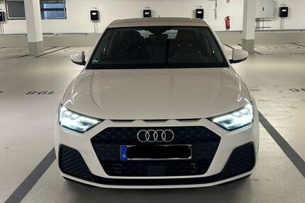 Audi A1 11.000 km 18.100 &euro; Düsseldorf 40477