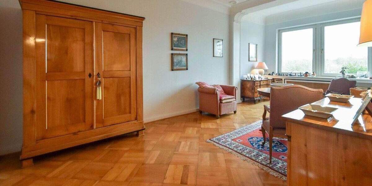 Etagenwohnung Essen / Stadtwald Stadtwald - 4 Zimmer, 135 m&sup2;, 695.000&euro; | Angebot:25263308