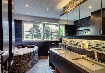 LUXURIÖSES TRAUMHAUS MIT POOL - Reihenendhaus Essen Stadtbezirk II | Angebot:25025216