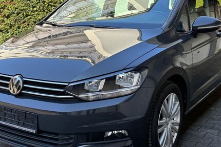 VW Touran 92.918 km 17.498 &euro; Heiligenhaus 42579