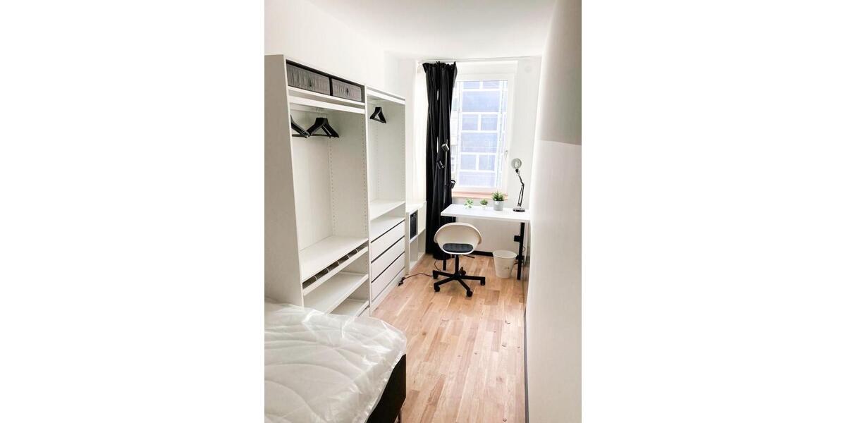 Etagenwohnung Düsseldorf Stadtmitte - 1 Zimmer, 22 m&sup2;, 850&euro; | Angebot:25268180