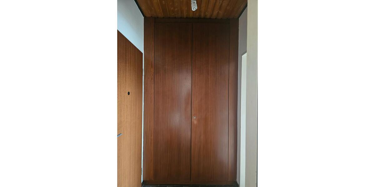 Dachgeschoßwohnung Neuss Augustinusviertel - 1 Zimmer, 37 m&sup2;, 100.000&euro; | Angebot:27023352