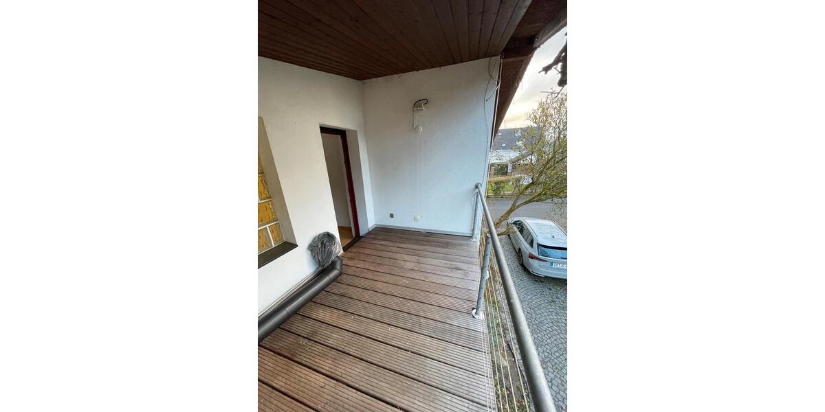 Etagenwohnung Lindlar - 3 Zimmer, 125 m&sup2;, 1.100&euro; | Angebot:25979628