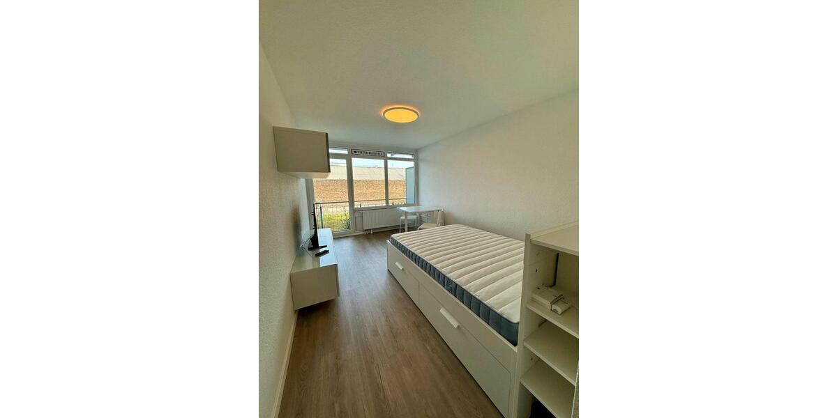 Etagenwohnung Köln Ehrenfeld - 1 Zimmer, 24 m&sup2;, 830&euro; | Angebot:25976798