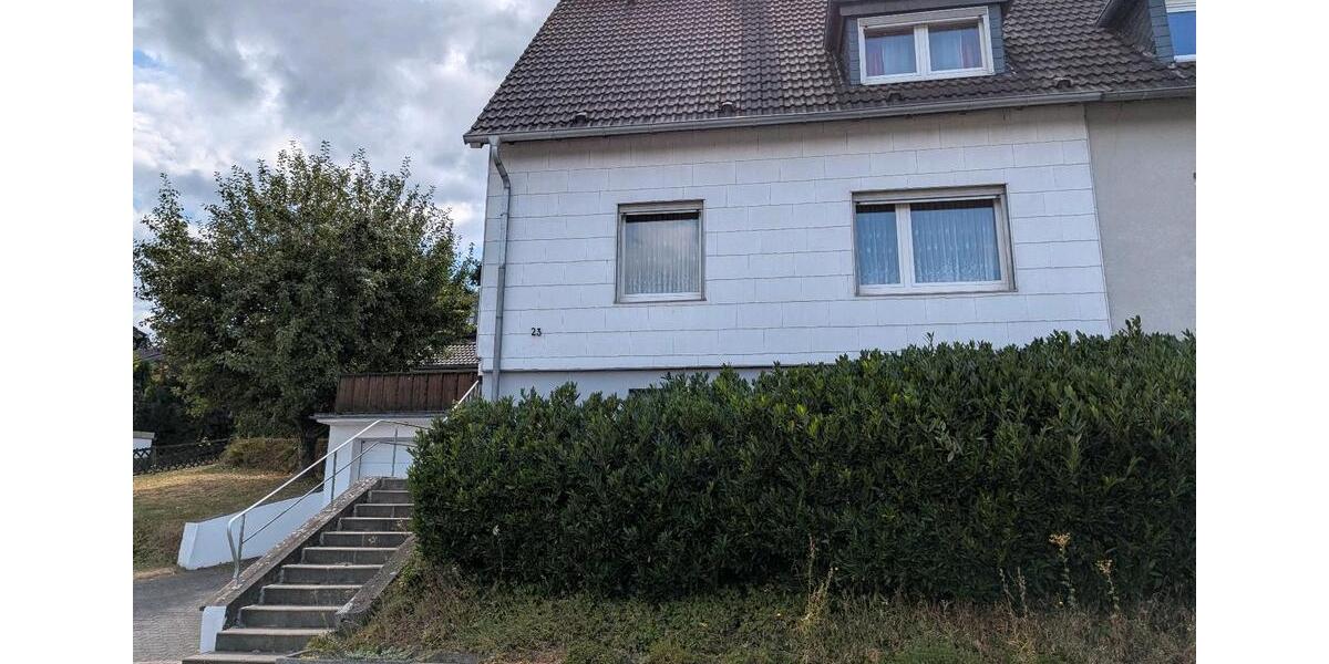 Doppelhaushälfte Wipperfürth - 6 Zimmer, 111 m&sup2;, 275.000&euro; | Angebot:27221775