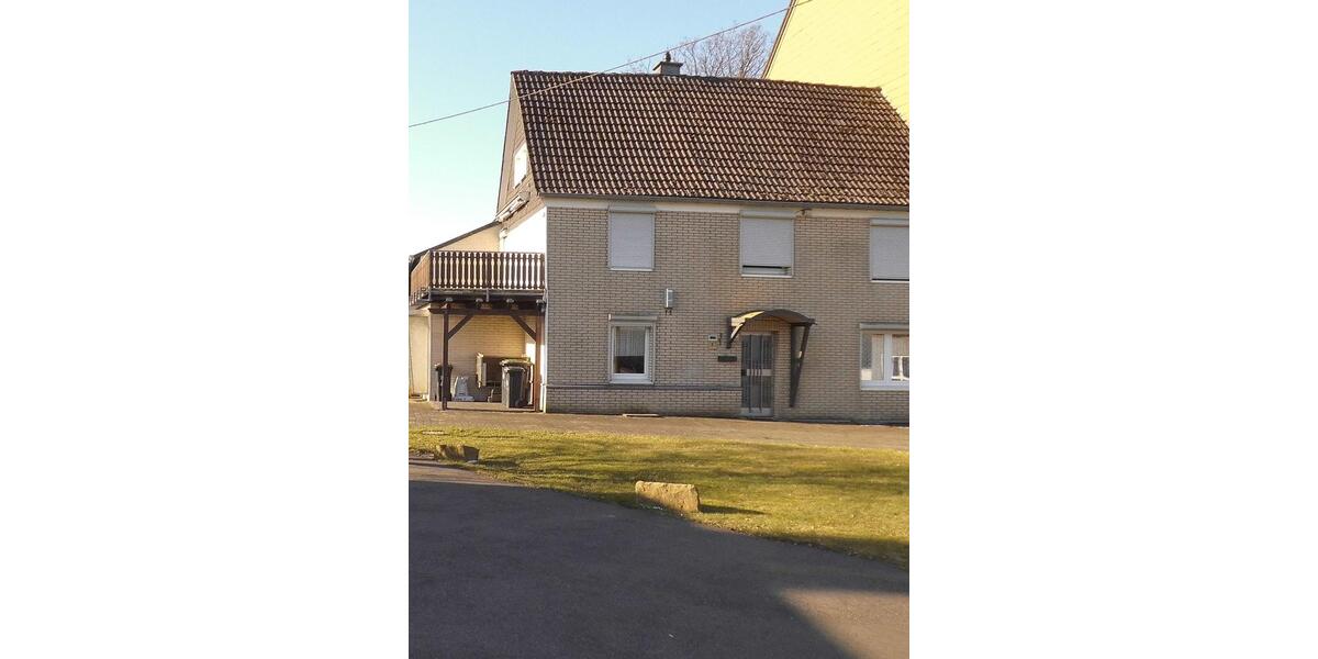 Bauernhaus, Landhaus Radevormwald - 5 Zimmer, 150 m&sup2;, 1.200&euro; | Angebot:24387571