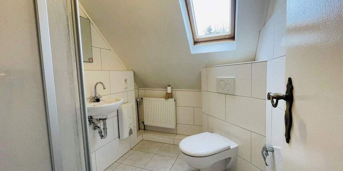 Einfamilienhaus Hilden Kalstert - 5 Zimmer, 107 m&sup2;, 389.000&euro; | Angebot:24137322