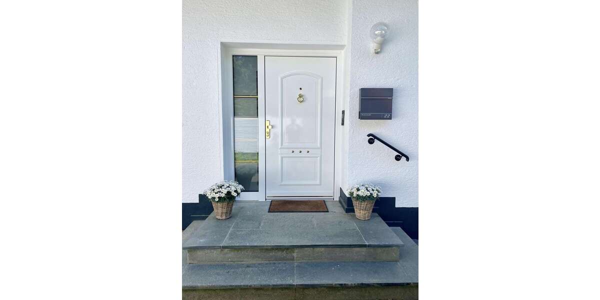 Einfamilienhaus Bergisch Gladbach Paffrath - 10 Zimmer, 240 m&sup2;, 1.049.000&euro; | Angebot:25880331