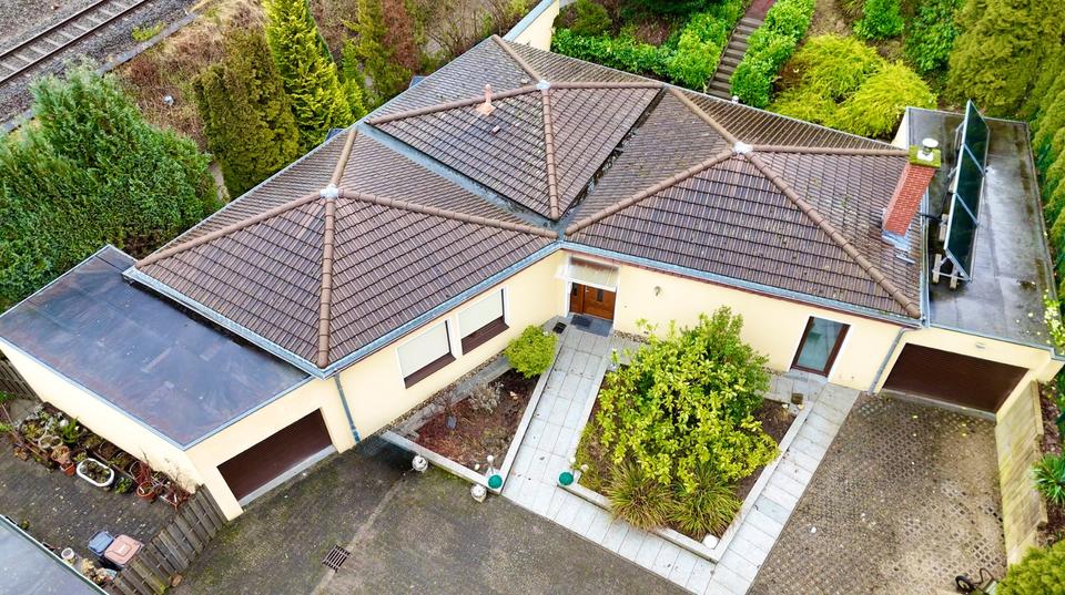 Mehrfamilienhaus, Wohnhaus Erkrath - 20 Zimmer, 561 m&sup2;, 2.250.000&euro; | Angebot:24898806