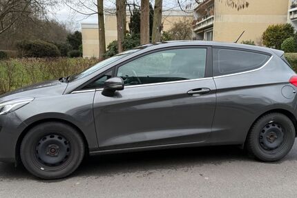 Ford Fiesta 62.000 km 12.000 &euro; Leverkusen 51373