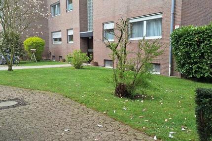 Wohnung Neuss Furth-Mitte - 2 Zimmer, 65 m&sup2;, 550&euro; | Angebot:25972351