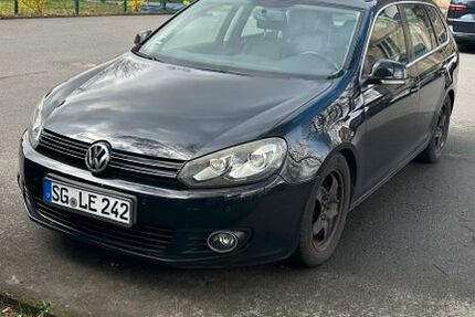VW Golf 205.000 km 5.000 &euro; Solingen 42651