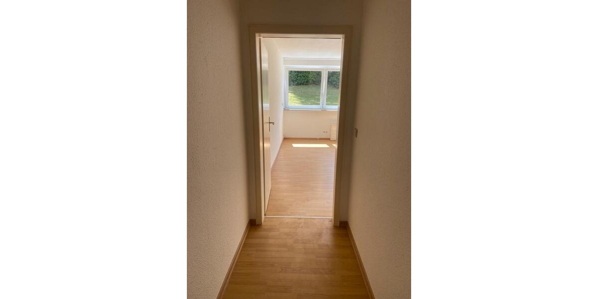 Erdgeschoßwohnung Velbert Velbert-Mitte - 4.5 Zimmer, 107 m&sup2;, 1.200&euro; | Angebot:27619636