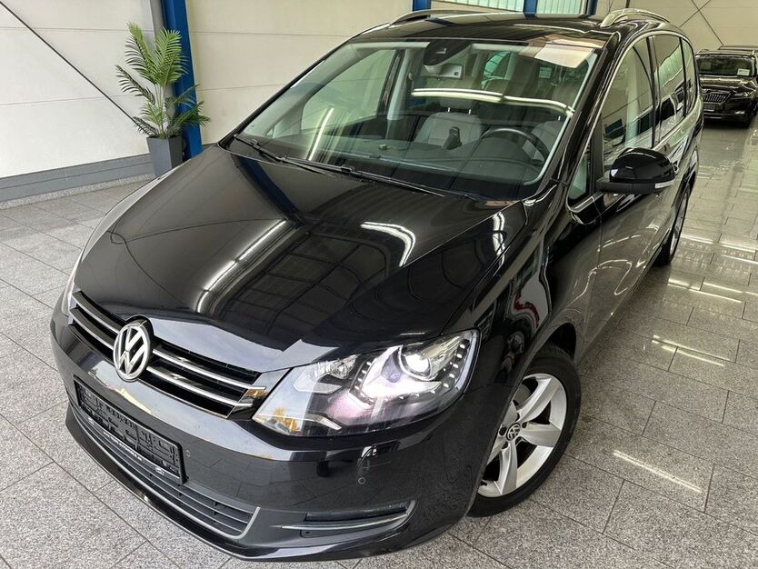 VW Sharan 171.743 km 14.790 € Köln 50829
