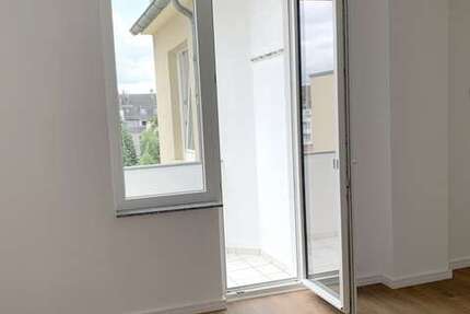 Wohnung zum Mieten in Düsseldorf 980 € 68 m²