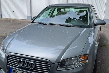 Audi A4 55.000 km 4.900 &euro; SOLINGEN 42699